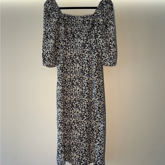 Abercrombie and | Fitch 3/4 Sleeve Midi Dress (Size XS) - Picture 4 of 7
